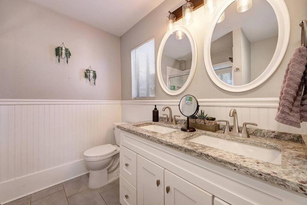 Historic Home W/Pikes Peak Views โคโลราโดสปริงส์ ภายนอก รูปภาพ